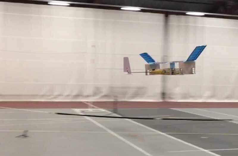 Geruisloos elektrisch vliegtuig zonder bewegende delen