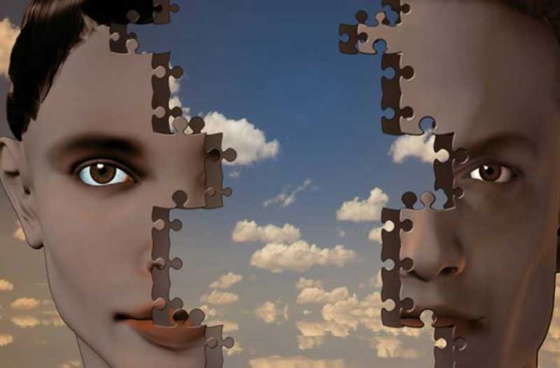 Puzzle with woman on the left and man on the right