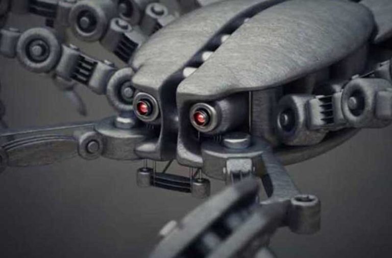 Spin-achtige robot opgebouwd uit kleine metalen onderdelen